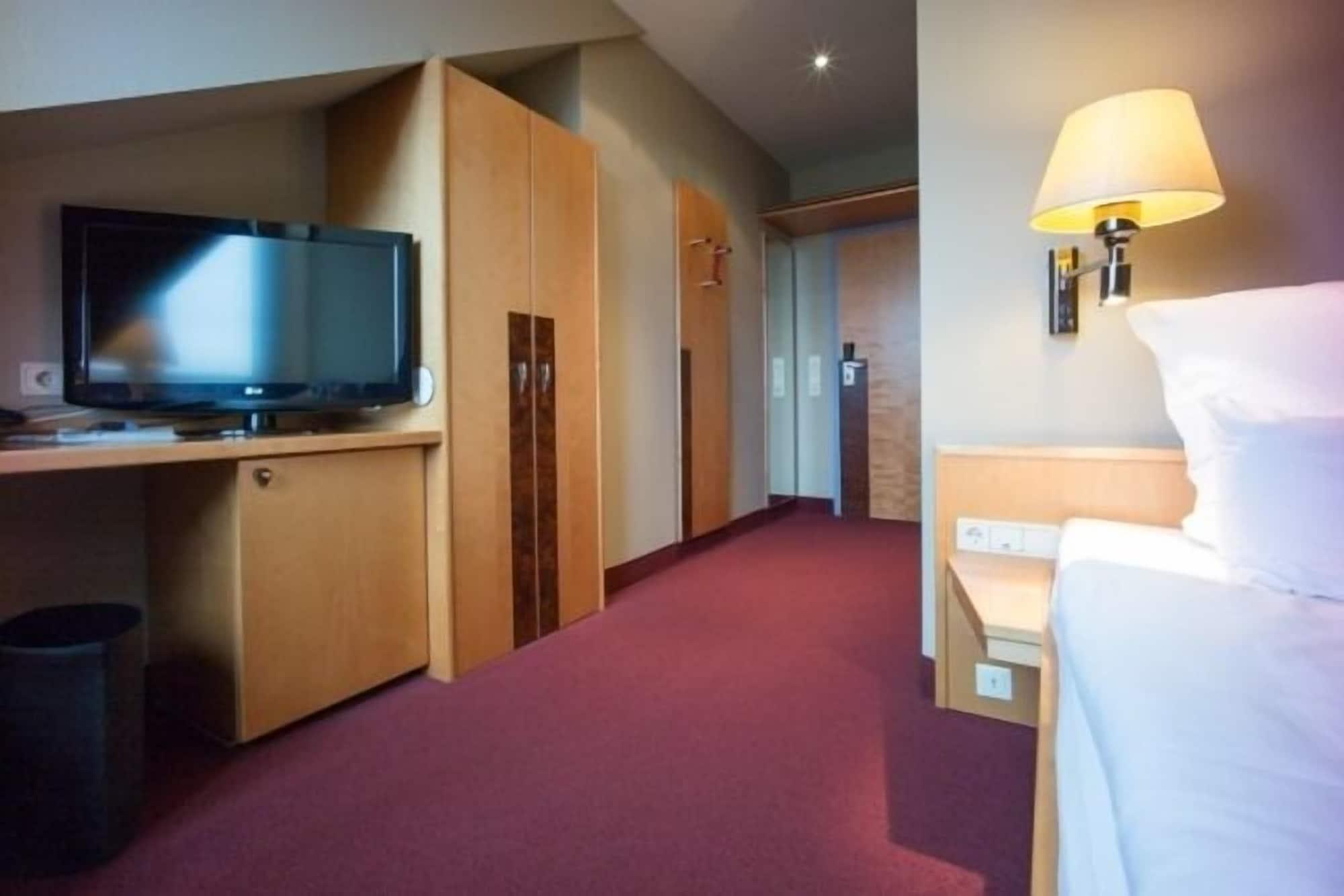 Hotel Gude Kassel Kültér fotó